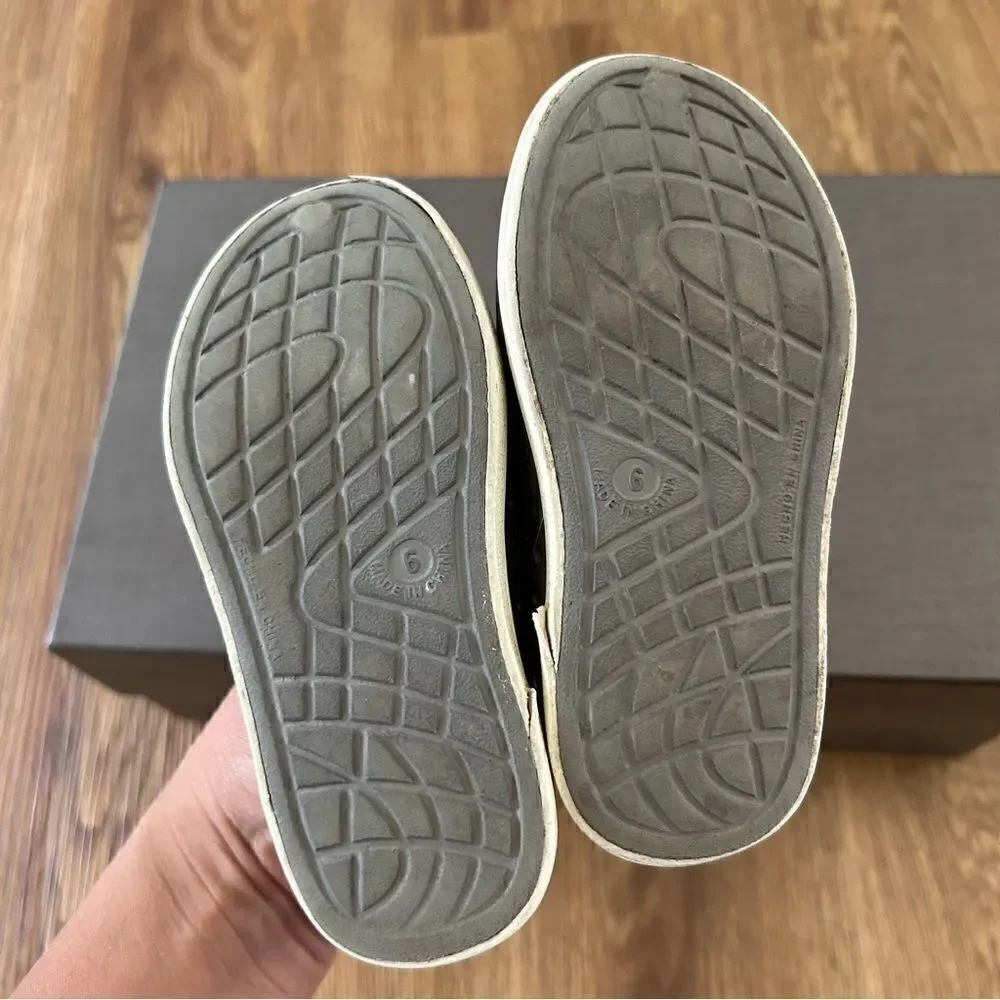 OLD NAVY gray flats slip on shoes kids 6 toddler